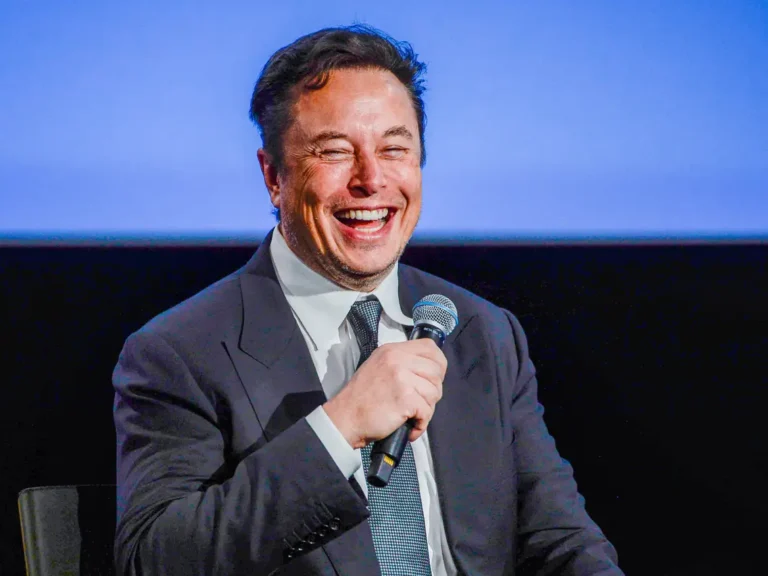 Elon Musk, Tesla yatırımcılarını zarara uğrattığı iddiasıyla açılan davada jüri tarafından suçlu bulunmadı