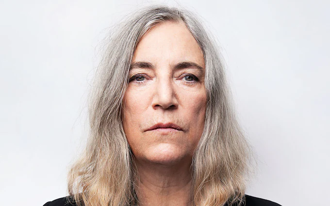 Patti Smith’den depremzedeler için yardım çağrısı