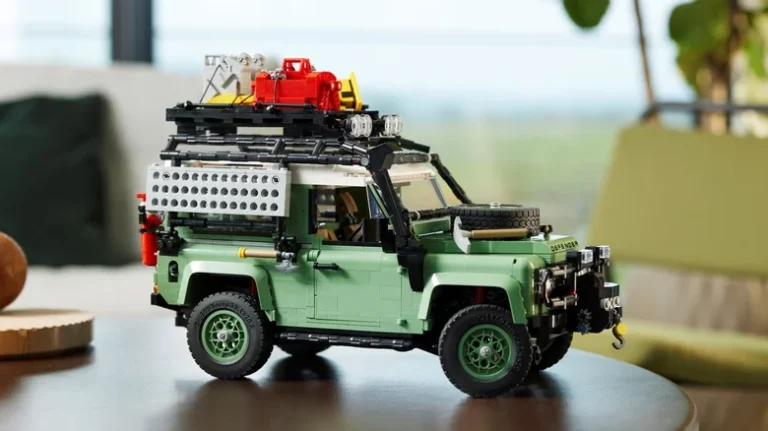 Klasik Land Rover Defender 90, LEGO seti oluyor