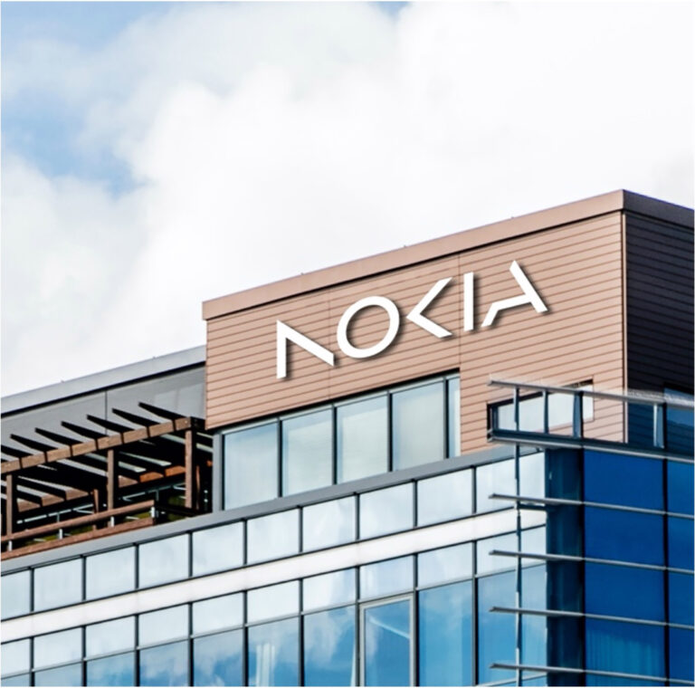 Nokia, insanlar hala telefon yaptıklarını düşündüğü için logosunu değiştirdi