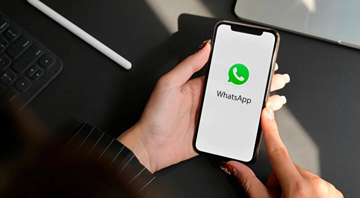 WhatsApp’a sesli mesajlar için transkript özelliği geliyor