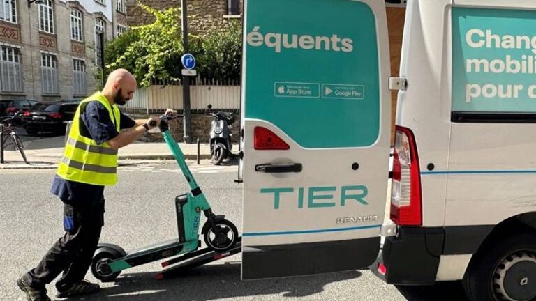 Paris’teki son scooter da kaldırıldı