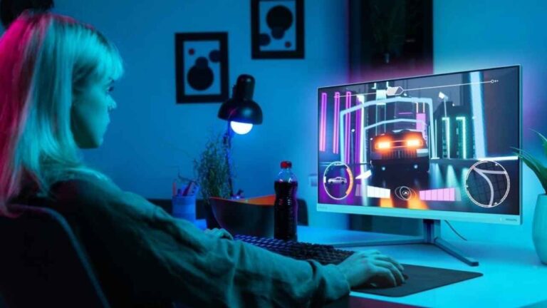 Philips Evnia 27M2N6501L: QD-OLED teknolojisi geniş kullanıcı kitlesine ulaşıyor